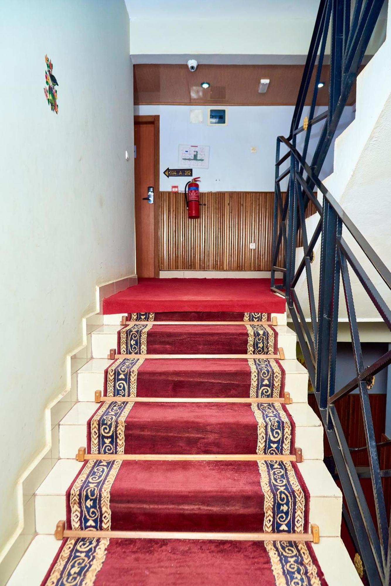 Congress Hotel Yaounde Yaoundé Exterior foto